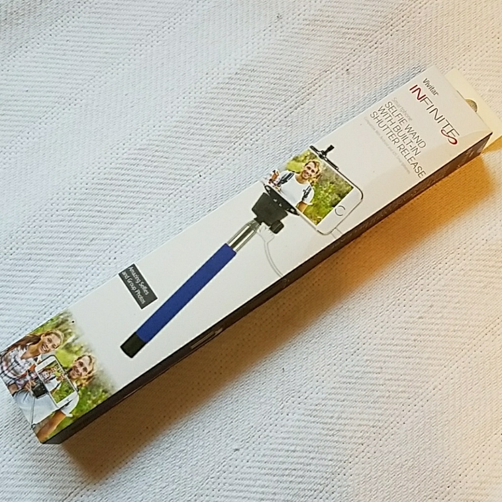 NIB Blue Vivtar selfie stick